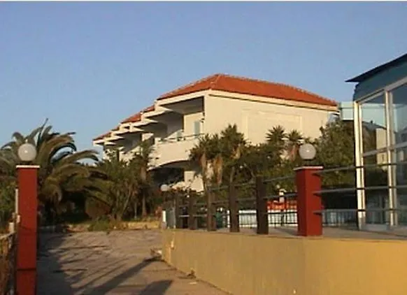 Ammes 3* Lakíthra